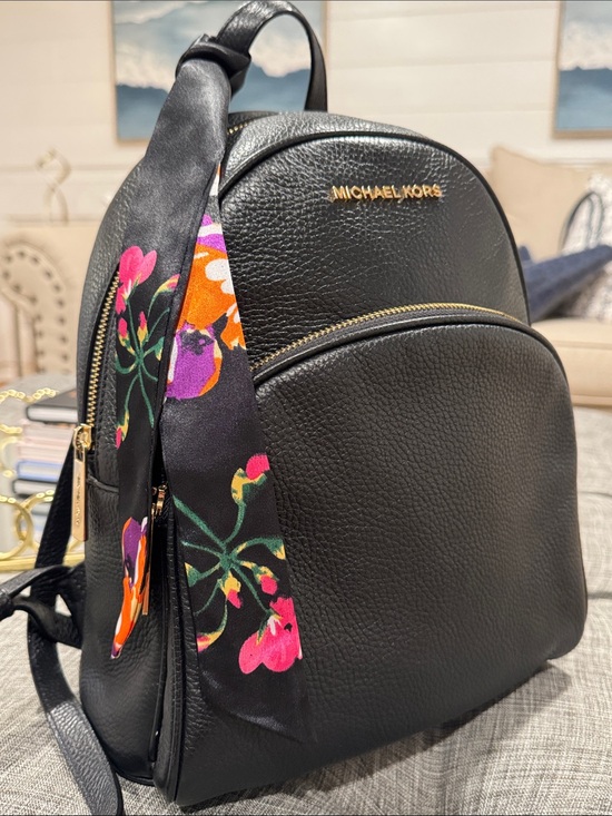 Michael Kors Bag Abbey Black Pebbled Leather Small Backpack main image 4
